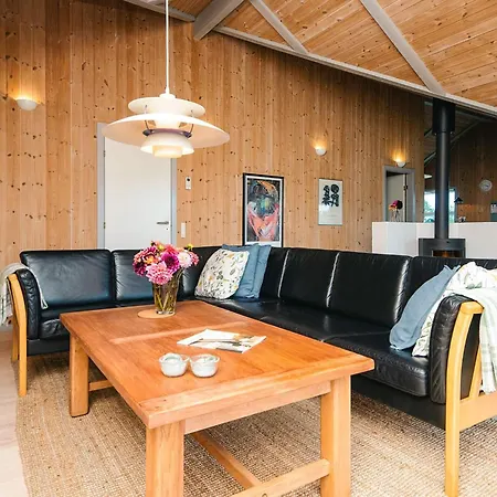 Tatil Evi 5 Person In Henne Henne Strand